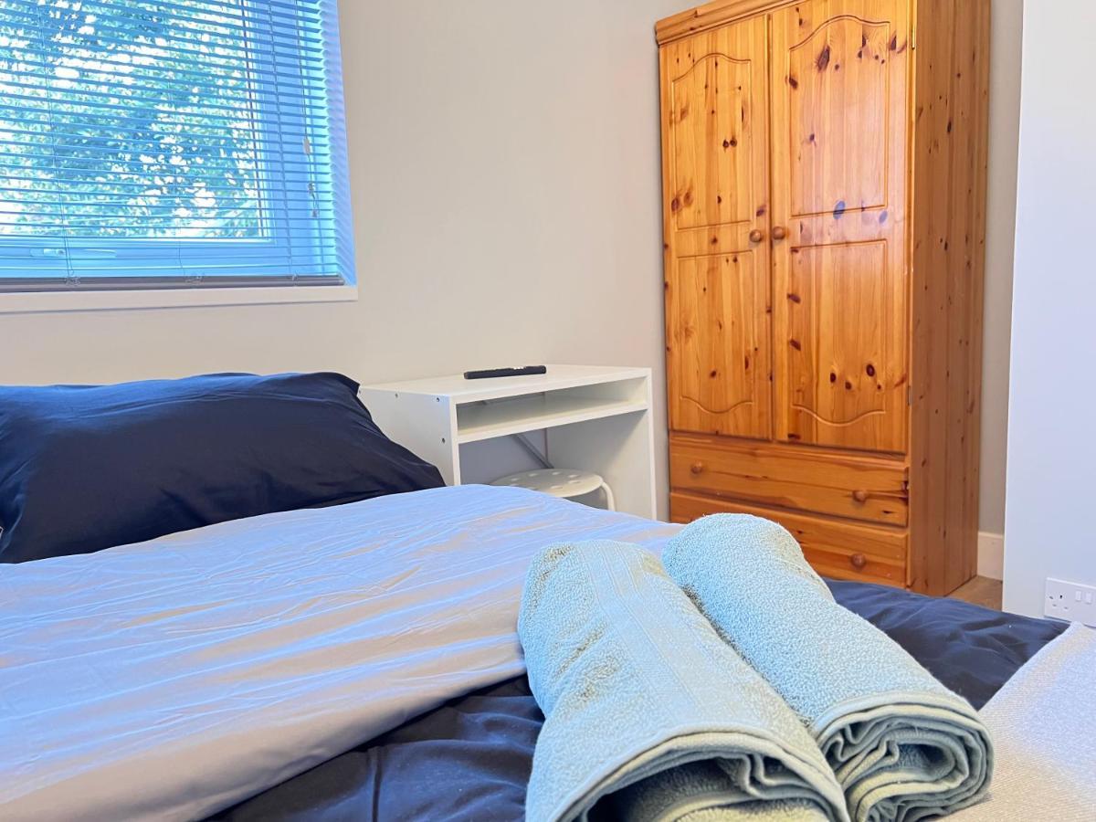 Shirley House 4, Guest House, Self Catering, Self Check In With Smart Locks, Use Of Fully Equipped Kitchen, Close To City Centre, Ideal For Longer Stays, Excellent Transport Links Southampton Exterior foto